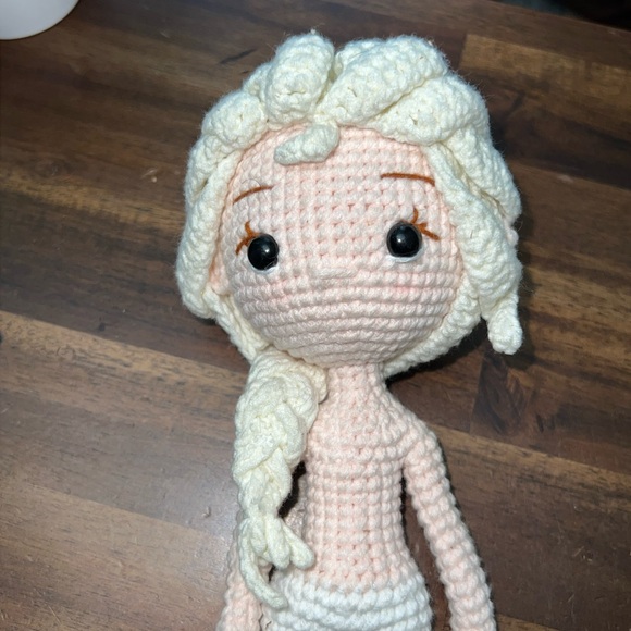 Disney Frozen Elsa Handmade Crochet Doll - Picture 2 of 4